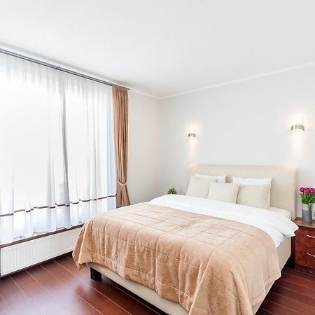 Central Apartment In Gedimino Av By Urban Rent 빌뉴스 외부 사진