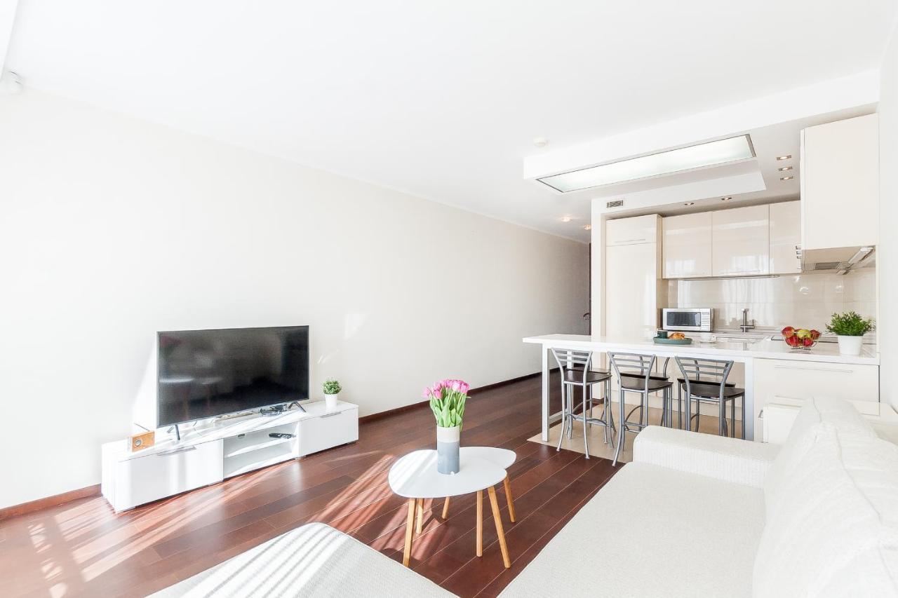 Central Apartment In Gedimino Av By Urban Rent 빌뉴스 외부 사진