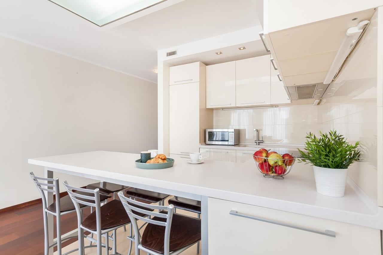 Central Apartment In Gedimino Av By Urban Rent 빌뉴스 외부 사진